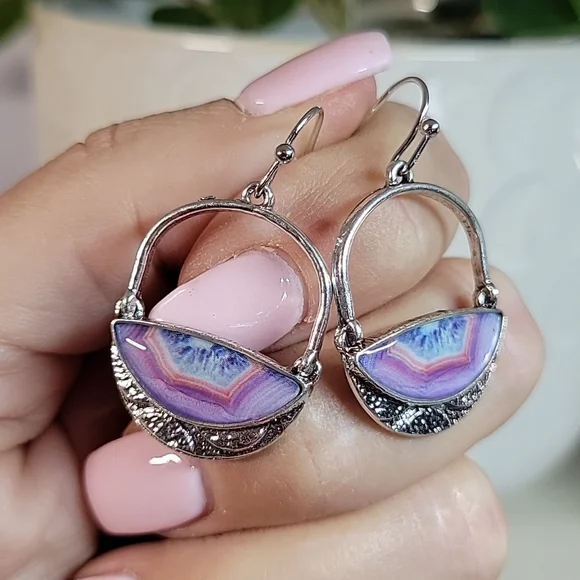 🔥LAST PAIR🔥 Purple Agate Style Drop Earrings - Picture 3 of 4